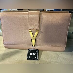 TRADE only YSL clutch